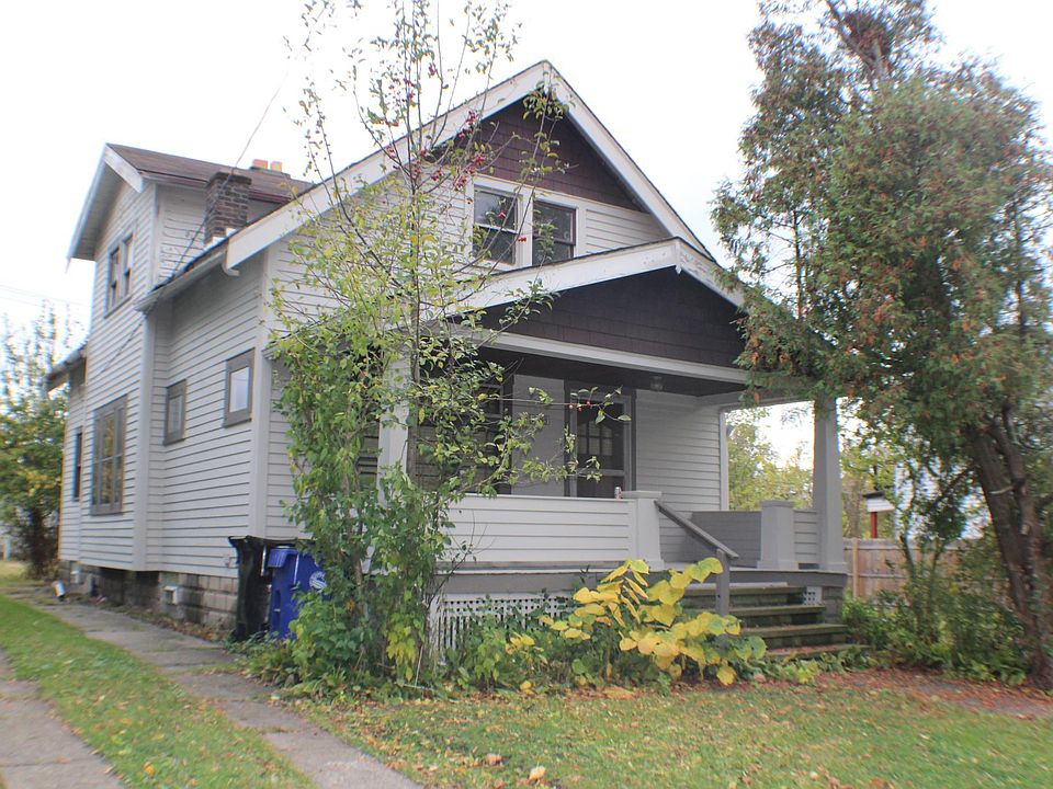 1st image of 12118 Angelus Ave