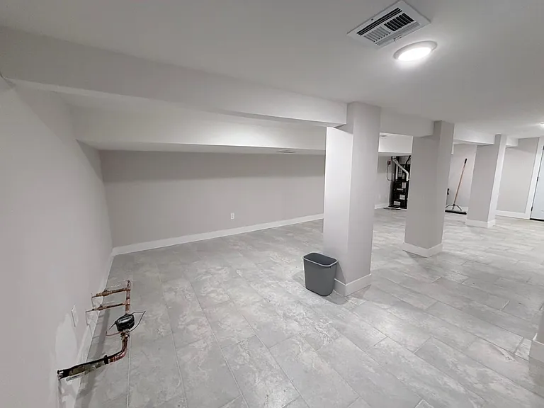 27 Blakely Pl #1 — Photo 12