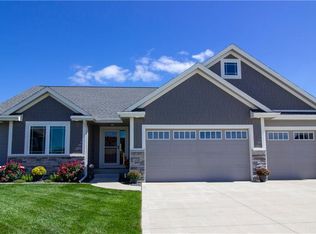 2001 NW Prairie Creek Dr, Grimes, IA 50111