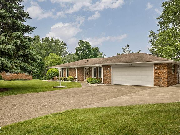 2nd image of 5749 N Teresa Dr