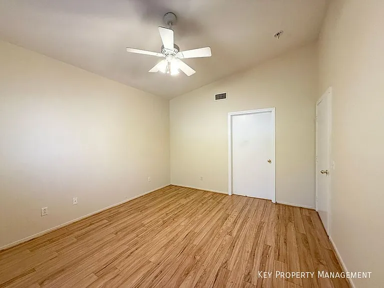 7450 S Eastern Ave #2080 — Photo 12