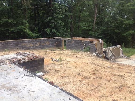 3rd image of 2157 Arch Rock Dr