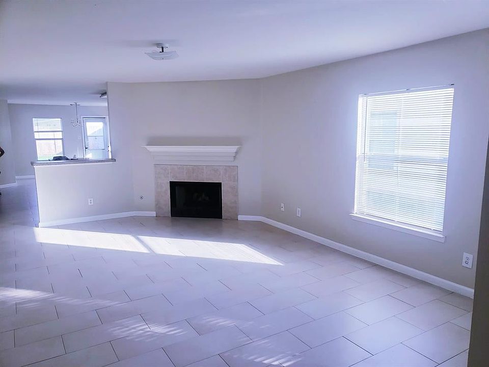 1st image of 18139 Afton Hollow Ln