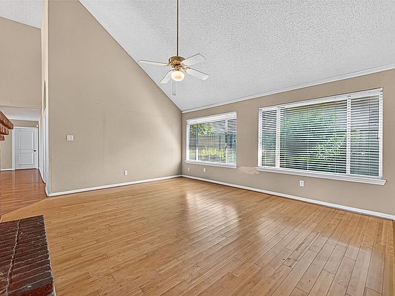 5th image of 1535 Beaconshire Rd