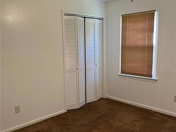 4th image of 1242 Woodbriar Ave