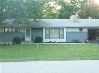 6120 NW Westwood Ln, Kansas City, MO 64151