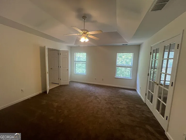 421 Holland Springs Dr — Photo 16