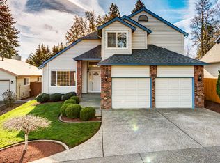 16727 SE Kingsridge Ct, Milwaukie, OR 97267