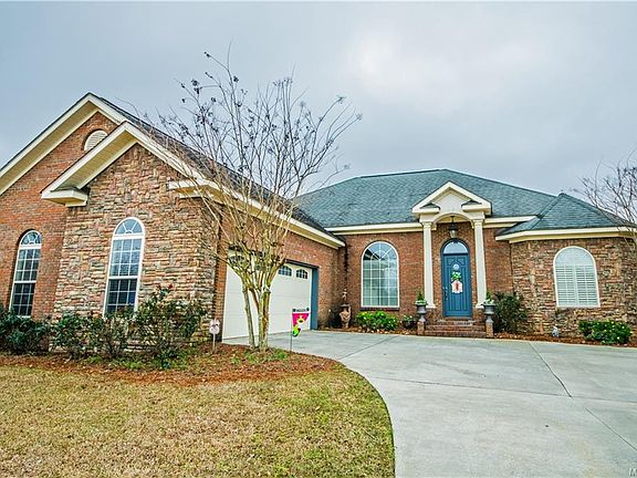 2nd image of 406 Caravella Dr
