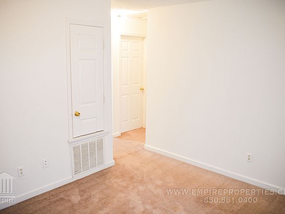 5th image of 916 N Woodward Ave APT 4