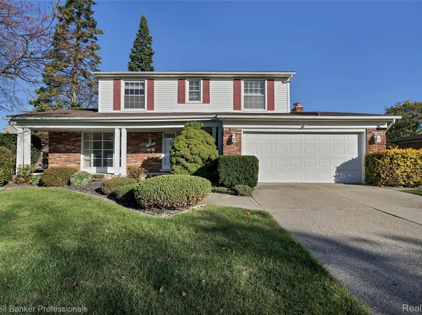 11375 Savage Dr, Sterling Heights, MI 48312