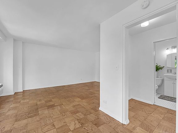 4th image of 392 Central Park W APT 3G