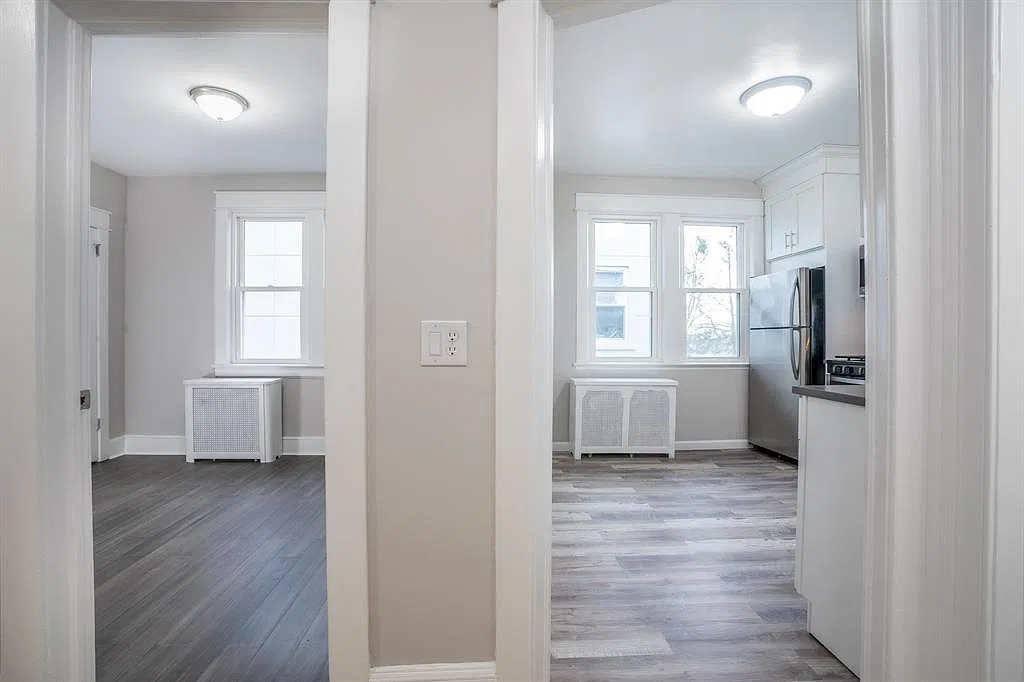 2 bed, 1.0 bath, $2,300 — Photo 4