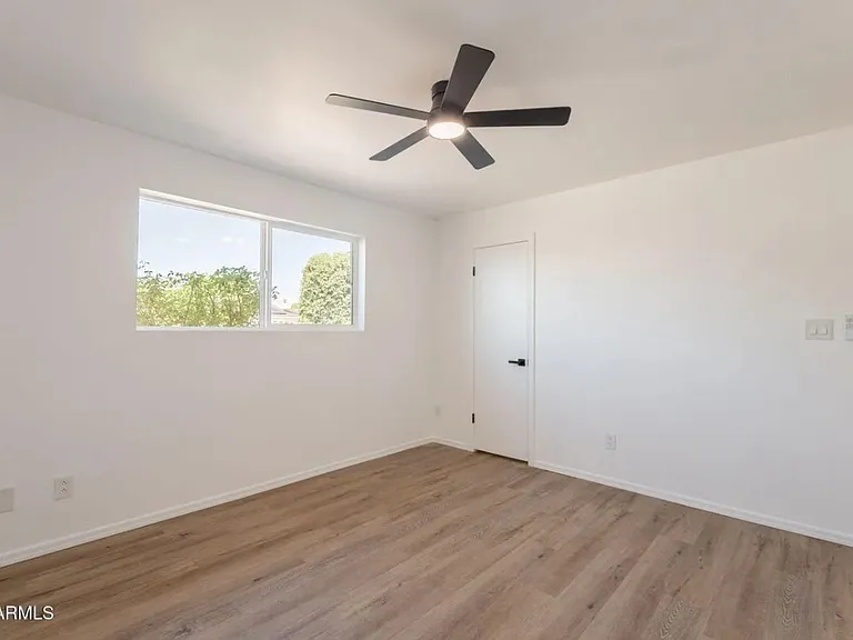 4743 W Shaw Butte Dr — Photo 11