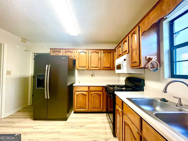 102 Ridgestone Ct — Photo 4