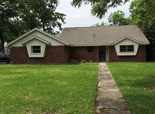 6025 Darlinghurst Dr, Houston, TX 77085
