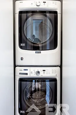 Rented by EXR | media 45