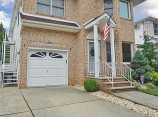 484 Vernon Ave FLOOR 2, Staten Island, NY 10309