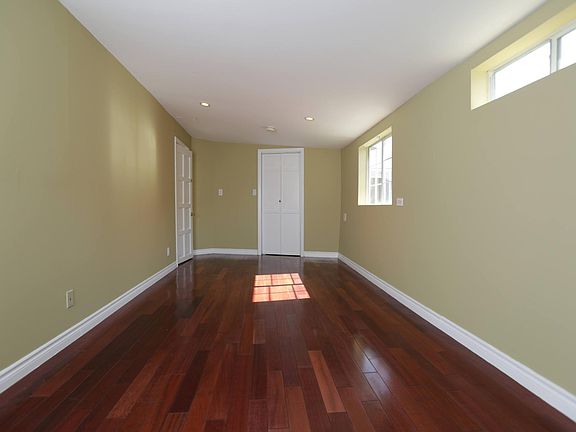 2nd image of 3954 Brunswick Ave