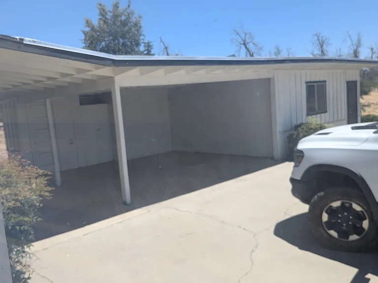 1716 N Cain St — Photo 2