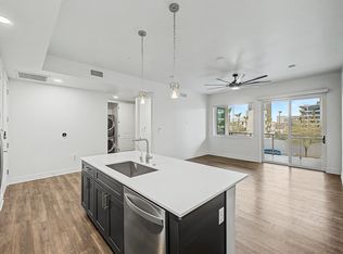 3131 N Central Ave #406, Phoenix, AZ 85012