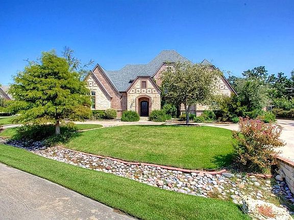 3rd image of 12600 Lakeview Ct