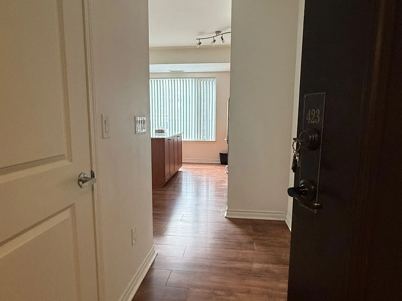 1 bed, $2,300 — Photo 2