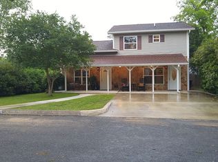 505 Bluebonnet St, Fredericksburg, TX 78624