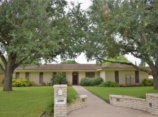 2200 Clinton St, Mission, TX 78572