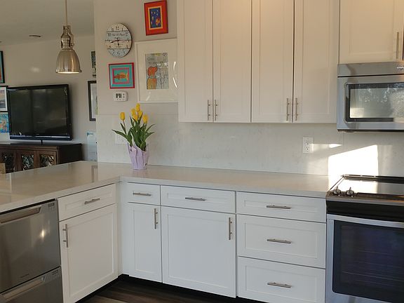 2nd image of 17223 Starfish Ln E