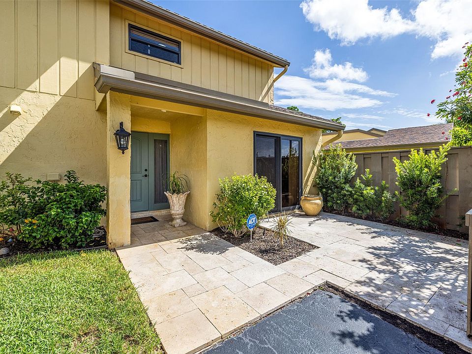 1st image of 2255 Woodlands Way #2255