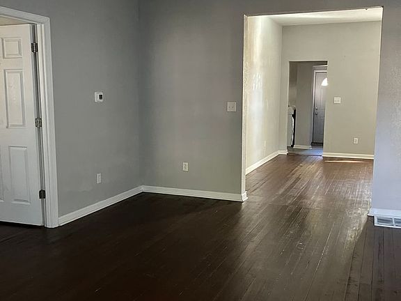 3rd image of 1121 N 6th St
