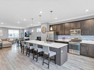 3306 Trillium Cir #3001, Rolling Meadows, IL 60008