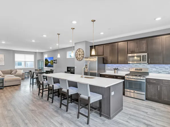 3306 Trillium Cir #3001, Rolling Meadows, IL 60008