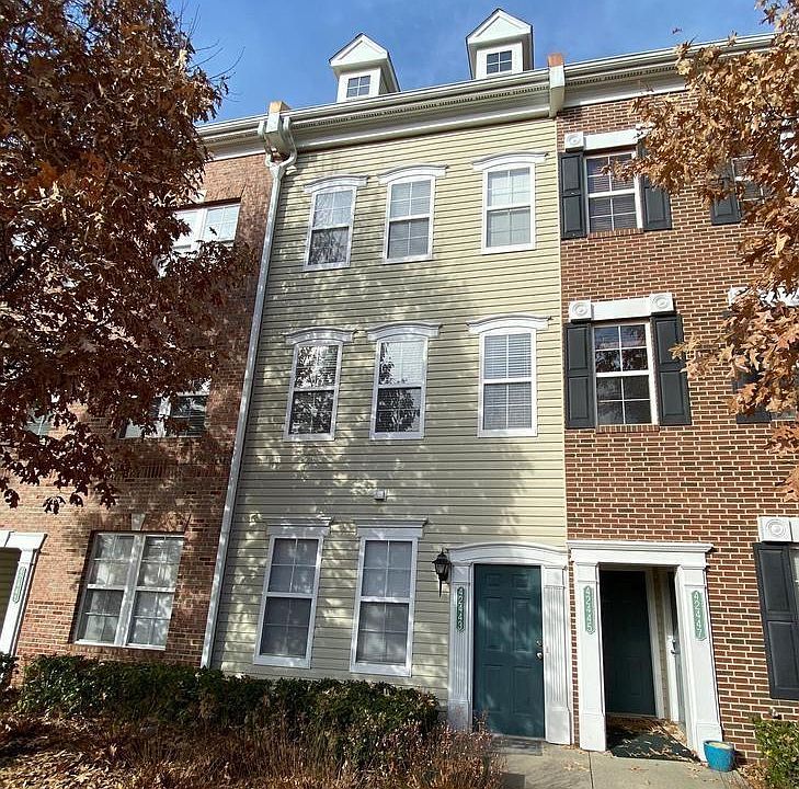 1st image of 42443 Rockrose Sq
