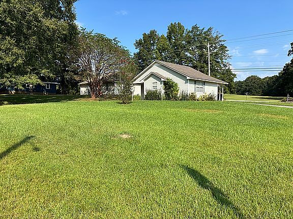 3rd image of 300 Swafford Rd SW