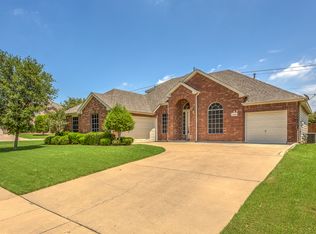 2406 Galway Dr, Mansfield, TX 76063