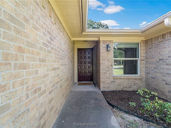 3rd image of 2508 Antietam Dr