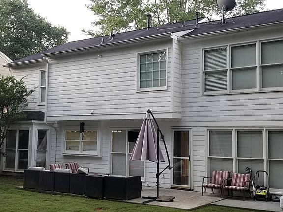 5th image of 640 Barston Ln