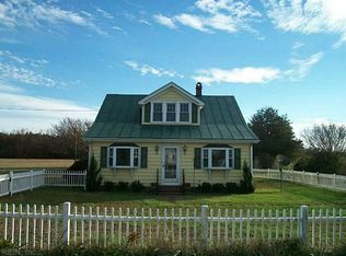 4290 Buena Vista Rd, Saluda, VA 23149