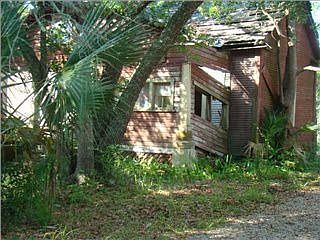 2nd image of 130 8th St