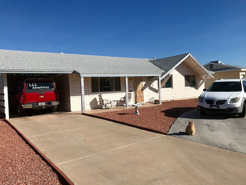 2nd image of 10042 W Desert Hills Dr