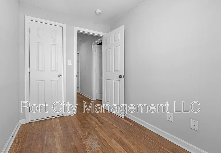 944 Dalton Ave — Photo 15