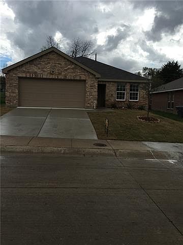 1st image of 1422 Sax Leigh Dr