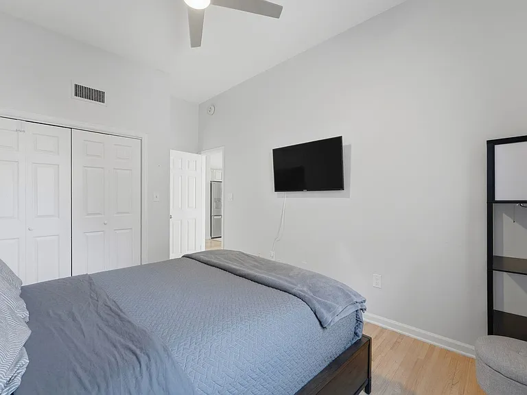 818 Jefferson St #3C — Photo 14