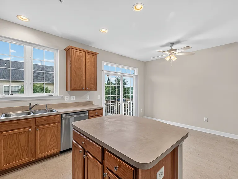 13013 Saint Clair Rd — Photo 11
