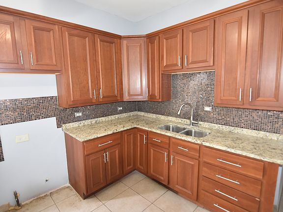 4th image of 6037 S Marshfield Ave