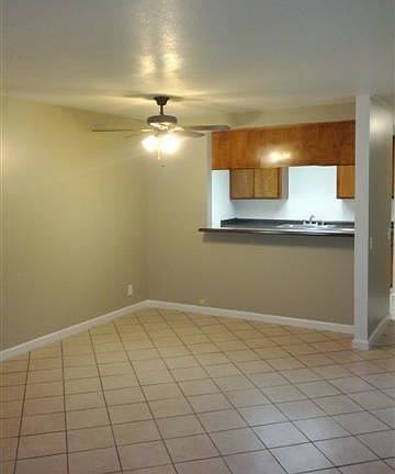 5th image of 6635 Orizaba Ave APT 211