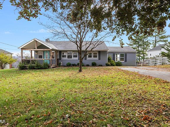 2nd image of 4129 Skyland Dr