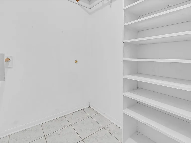 10606 Beckfield Dr — Photo 33